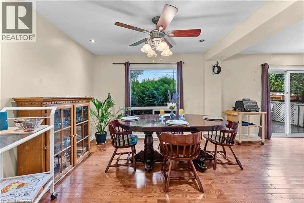 3 BRIARSDALE Crescent