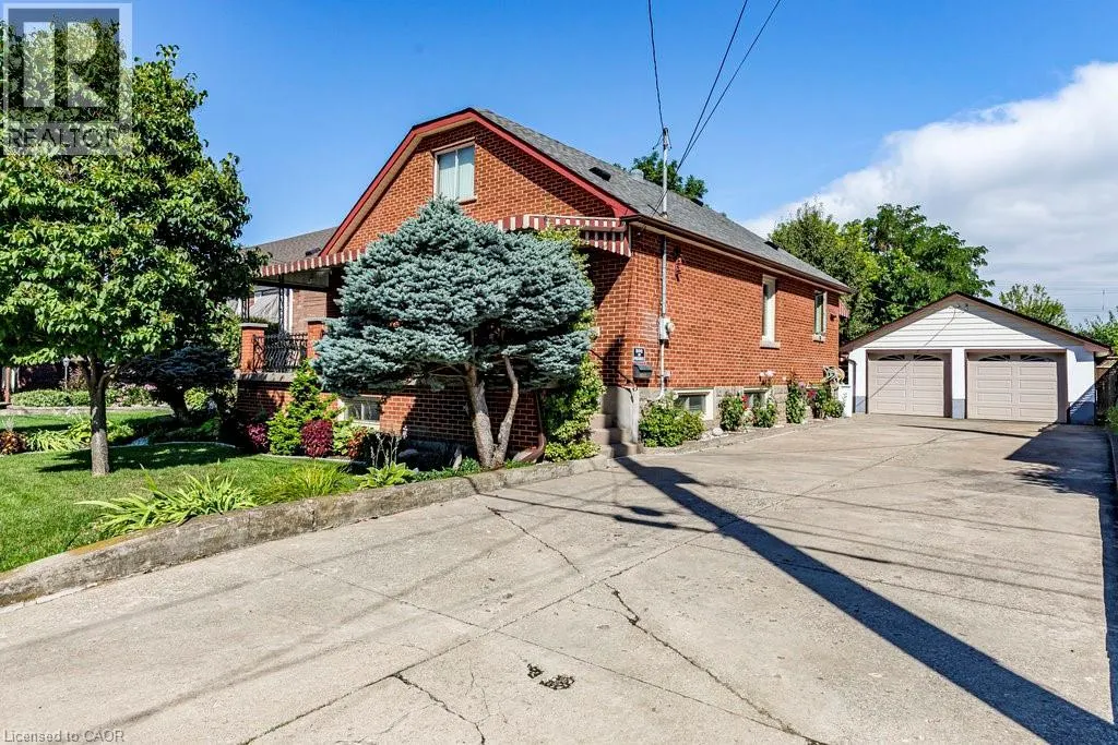 147 STEWARTDALE Avenue