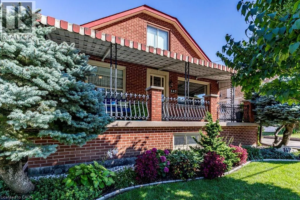 147 STEWARTDALE Avenue