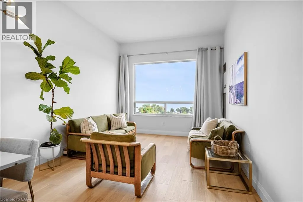 2511 LAKESHORE Road W Unit# 805, #805