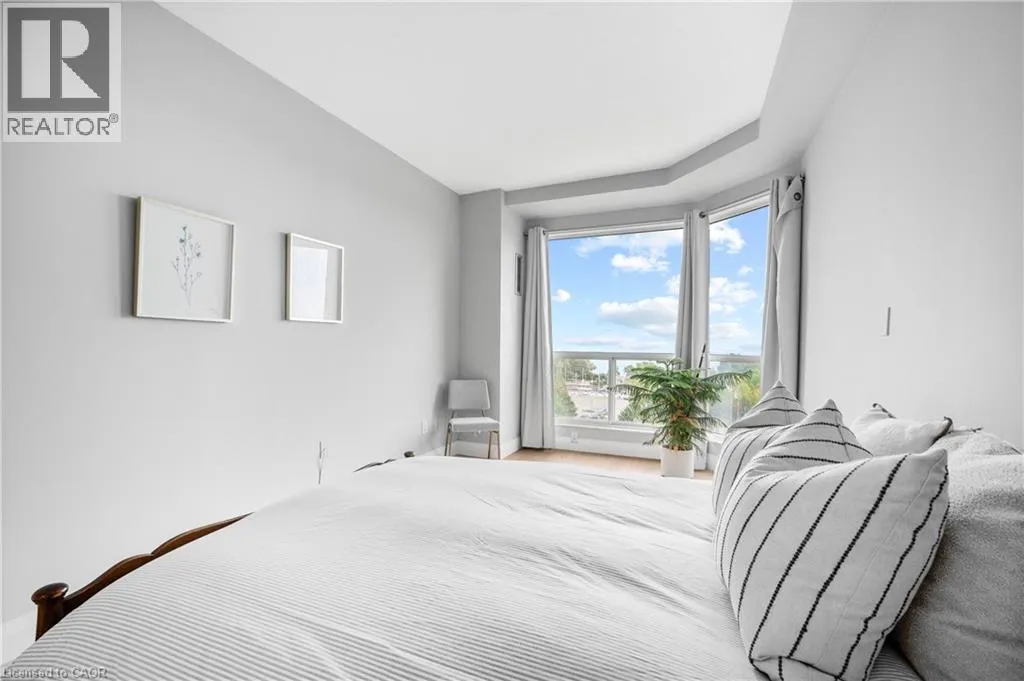 2511 LAKESHORE Road W Unit# 805, #805