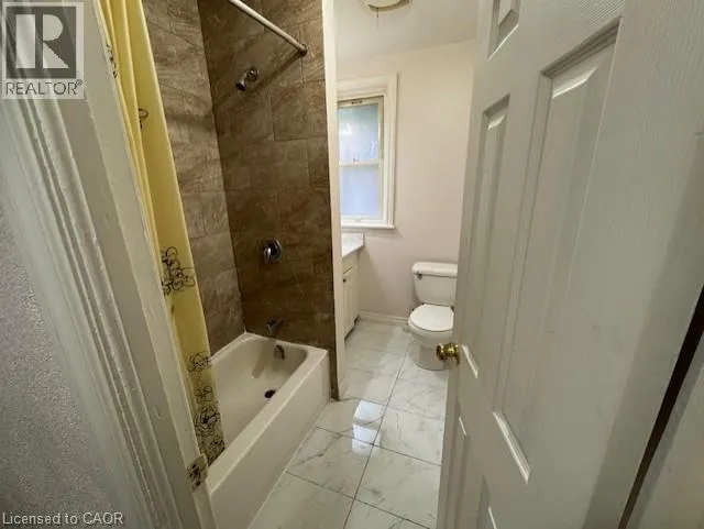 24 MACKLIN Street N