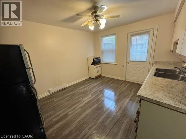 24 MACKLIN Street N
