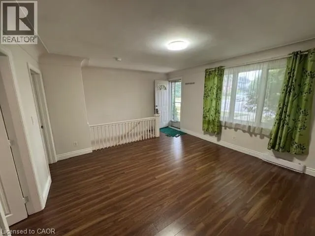 24 MACKLIN Street N