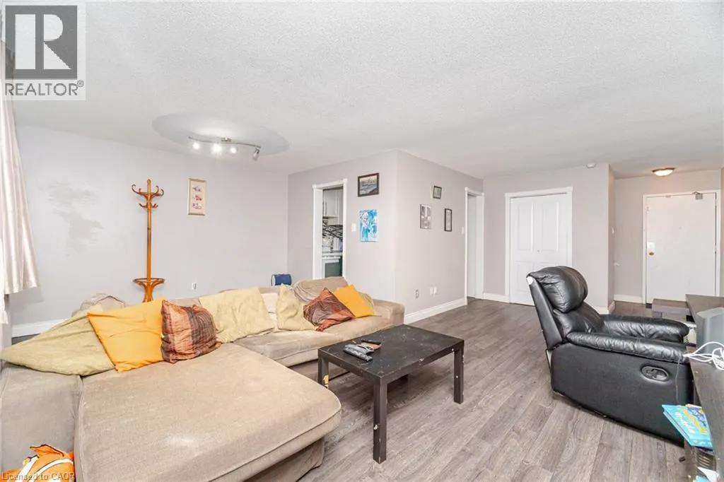 15 ALBRIGHT Road Unit# 14, #14
