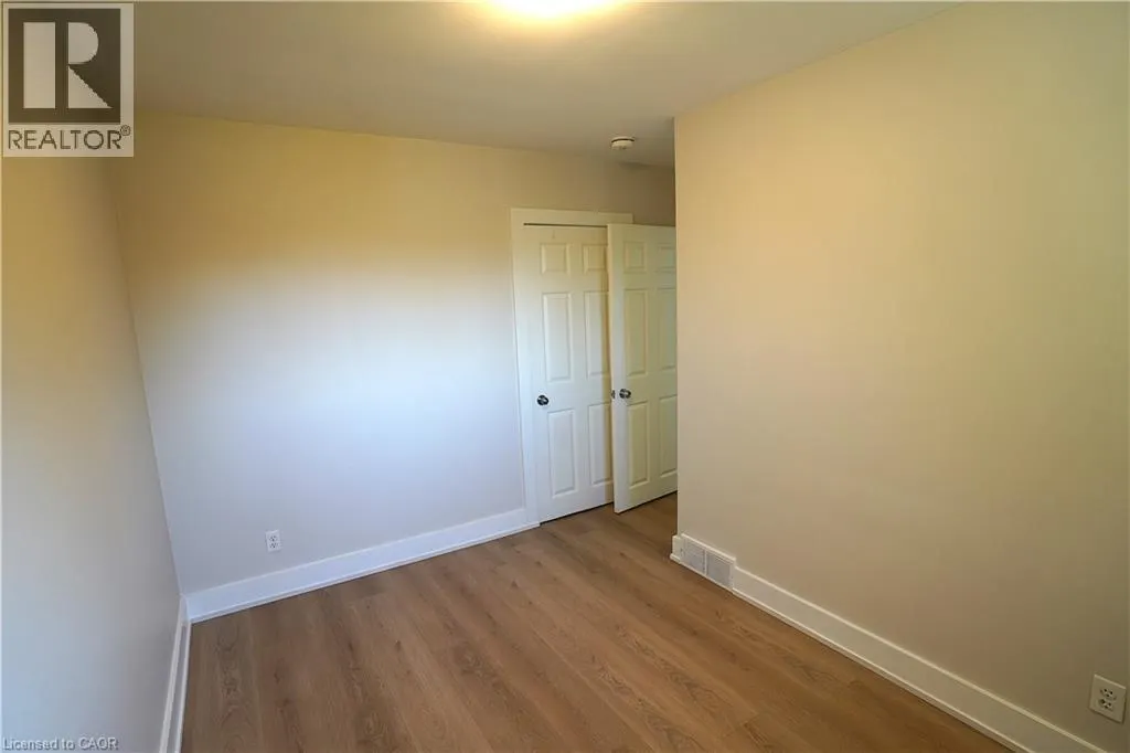 20 SUNRISE Drive Unit# UPPER, #UPPER