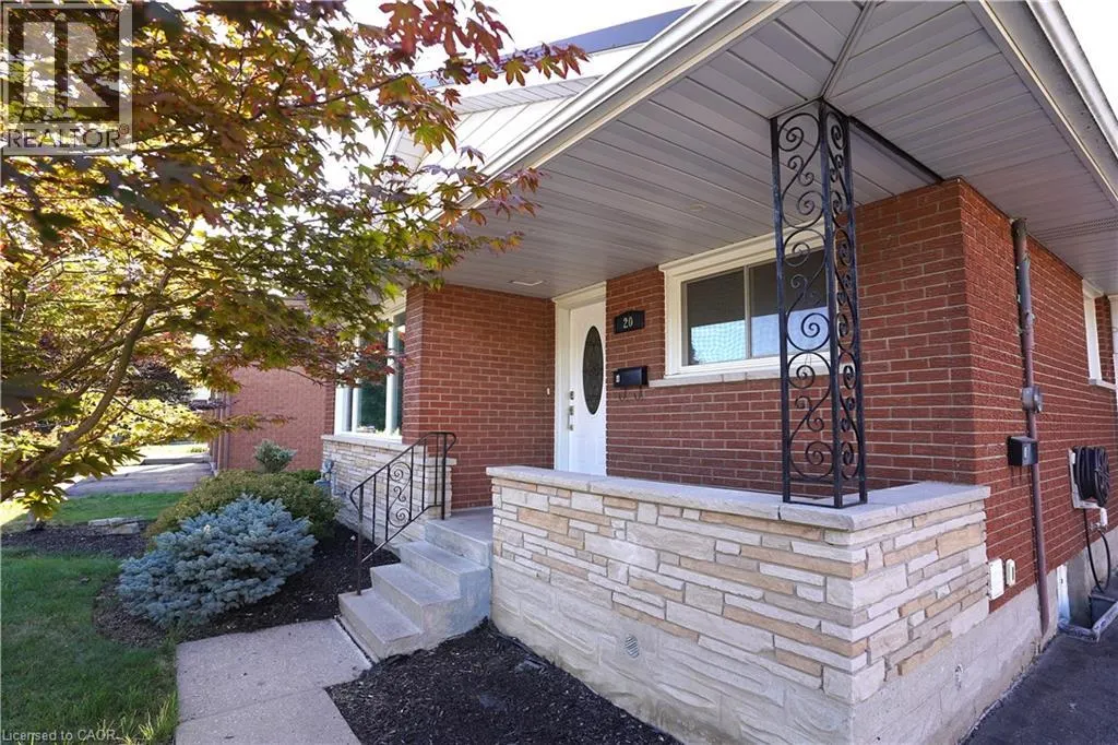 20 SUNRISE Drive Unit# UPPER, #UPPER