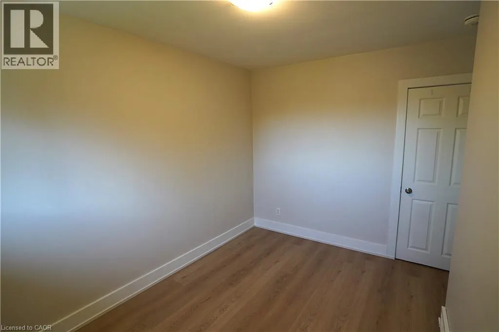 20 SUNRISE Drive Unit# UPPER, #UPPER