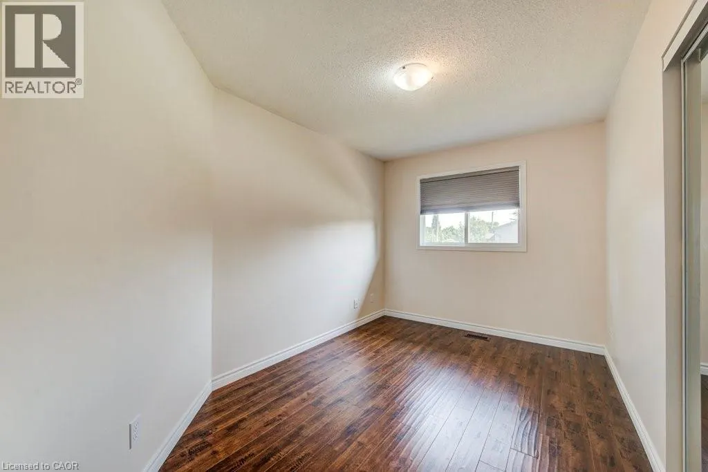 73 FALCON Drive