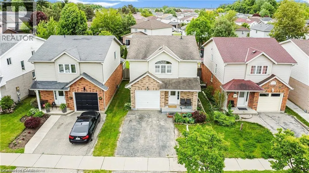 257 GREY FOX Drive