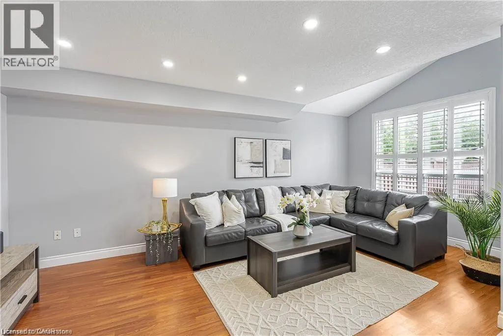 257 GREY FOX Drive