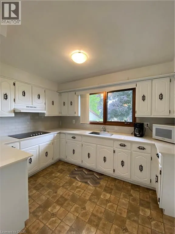 277 POTTRUFF Road
