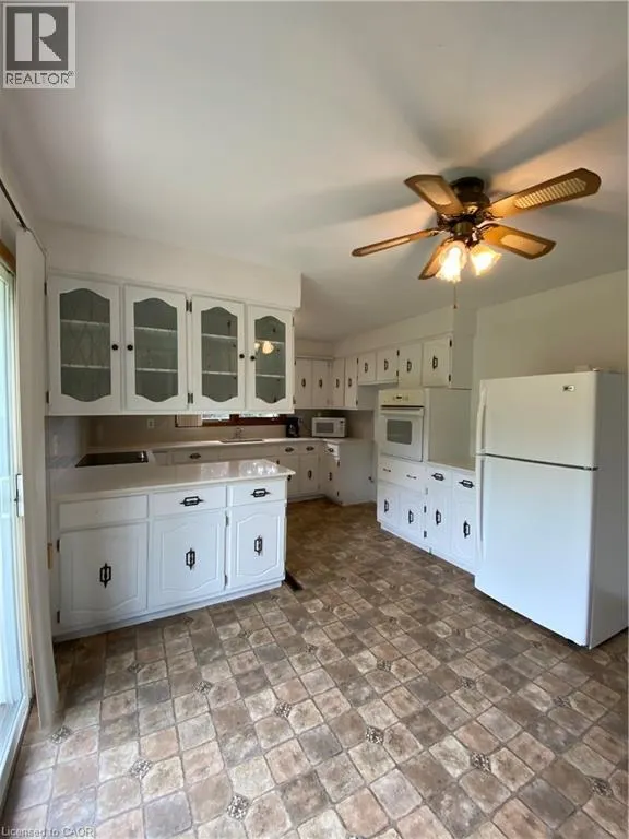 277 POTTRUFF Road
