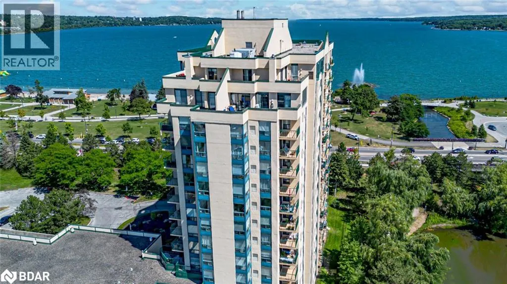 75 ELLEN Street Unit# 1406, #1406