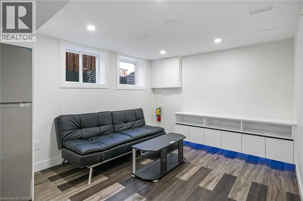 15 ANDRES Street