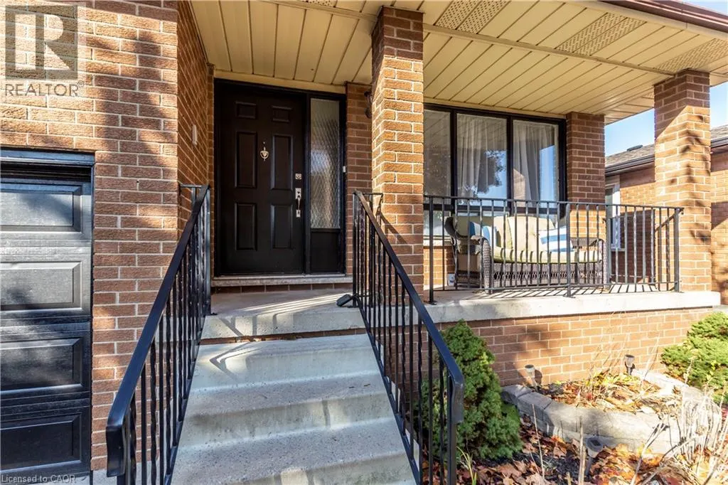15 GILCREST Street