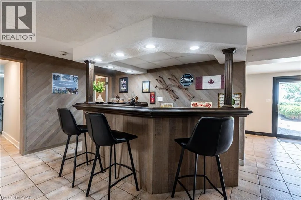 822 DANFORTH Place