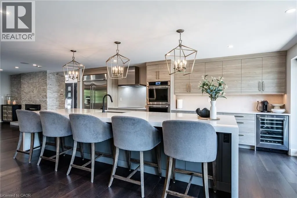 822 DANFORTH Place