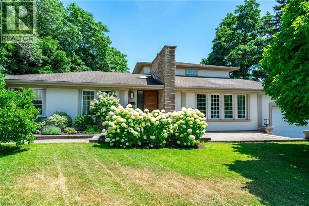 822 DANFORTH Place