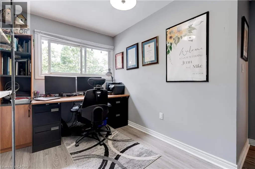 175 KINGS FOREST Drive
