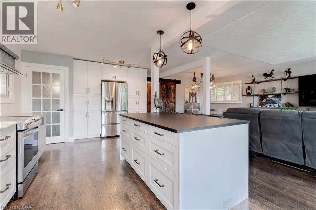 175 KINGS FOREST Drive