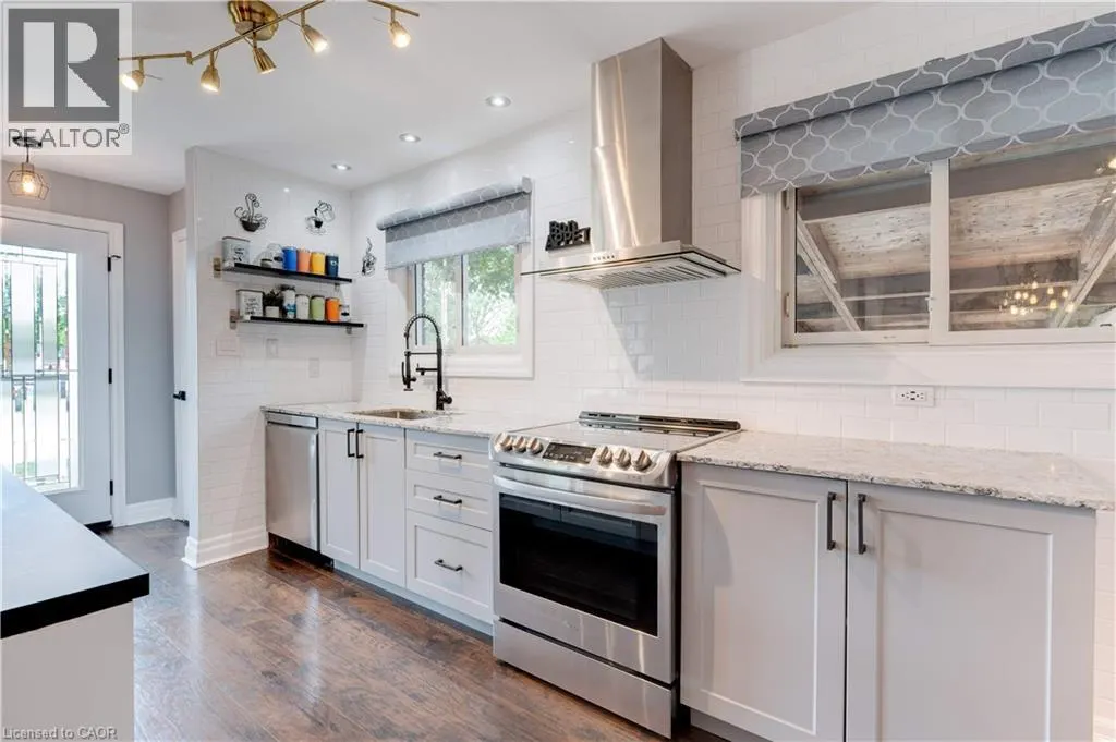 175 KINGS FOREST Drive