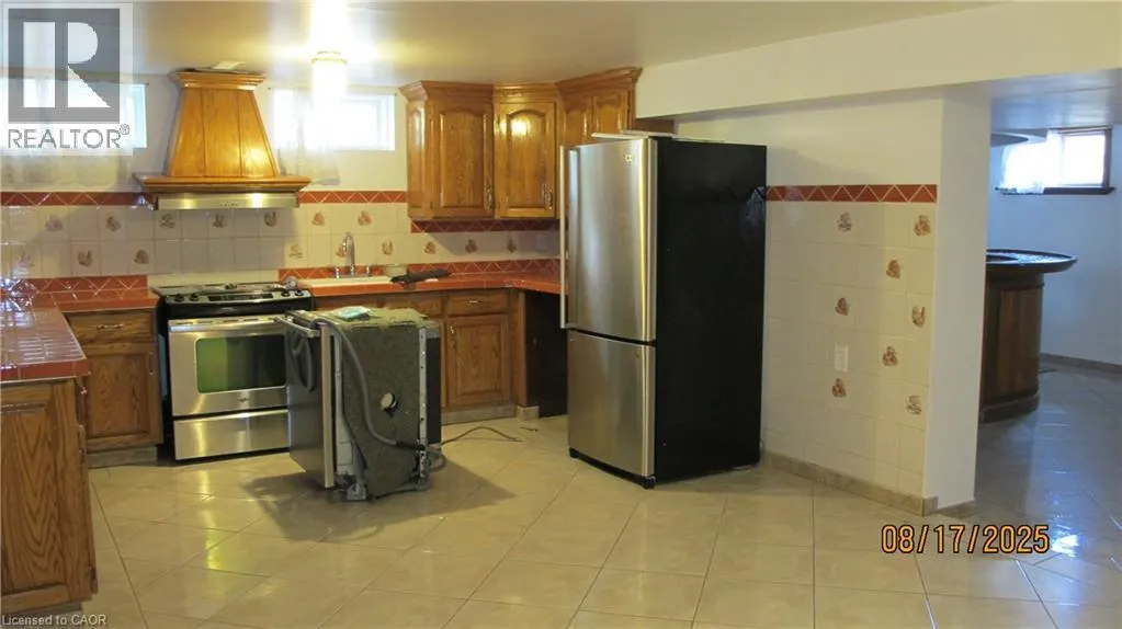 234 HIGHLAND Road W