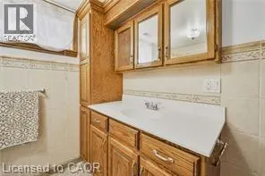234 HIGHLAND Road W