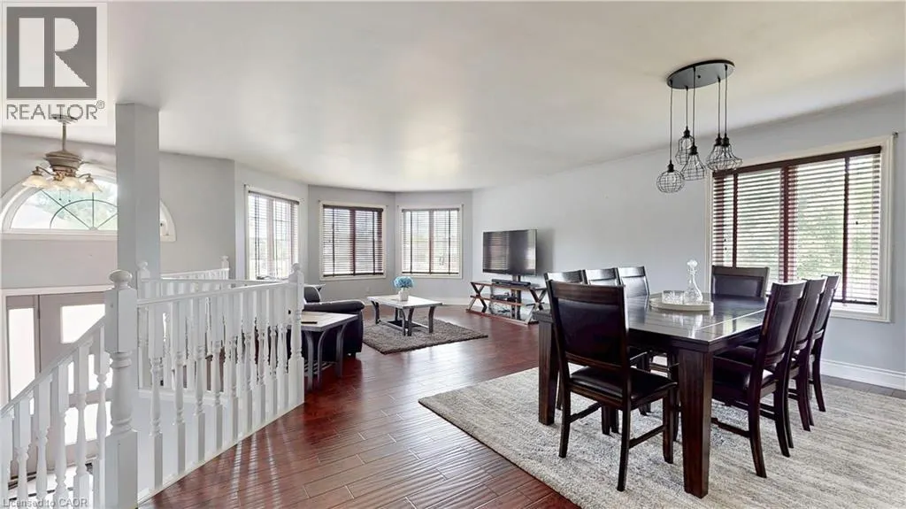 2 ANGEL Court