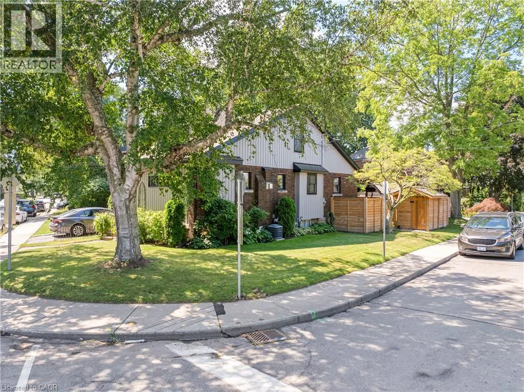 46 NEWTON Avenue