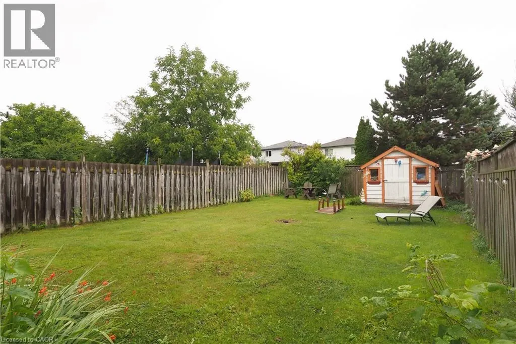 22 BEECHMANOR Crescent