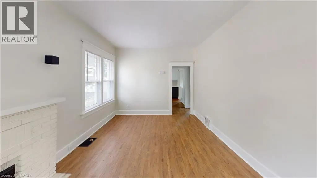 132 GRAHAM Street Unit# Upper, #Upper