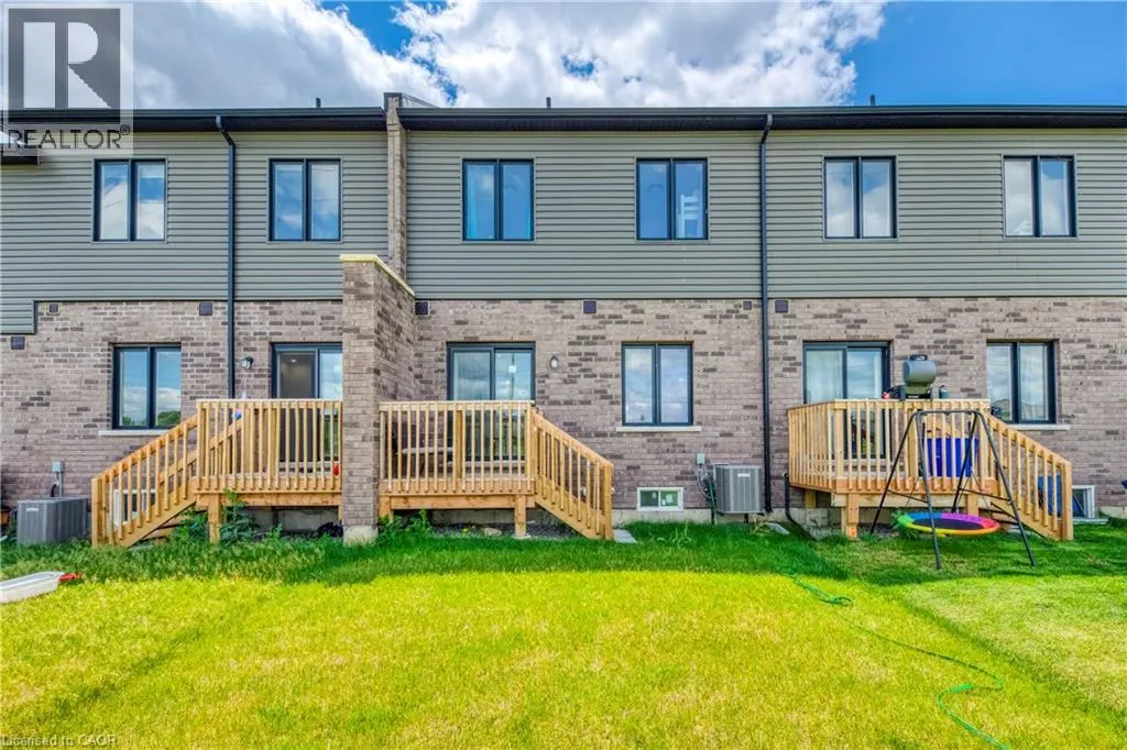 43 GEORGE BRIER Drive W