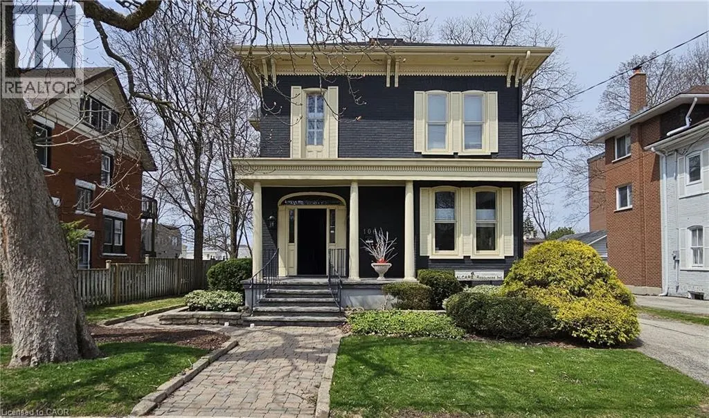 106 YOUNG Street W