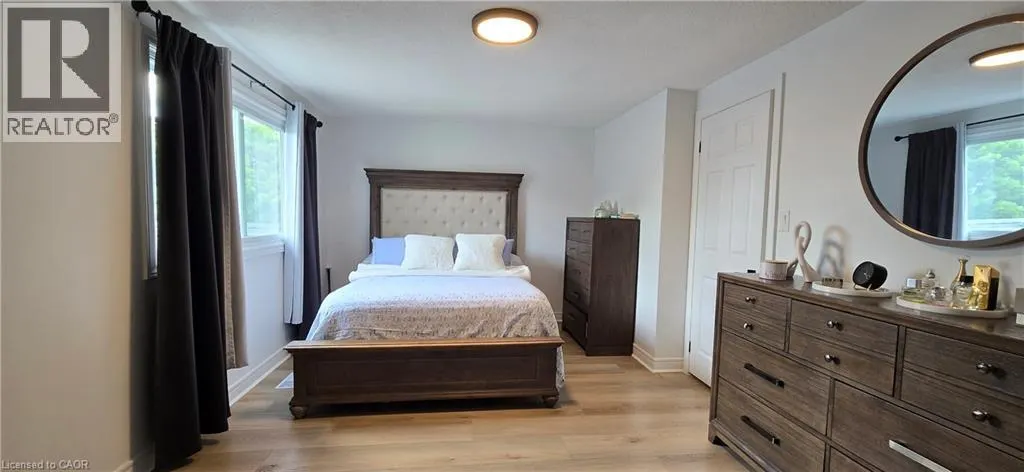 100 ST. ANDREWS Court Unit# 5, #5