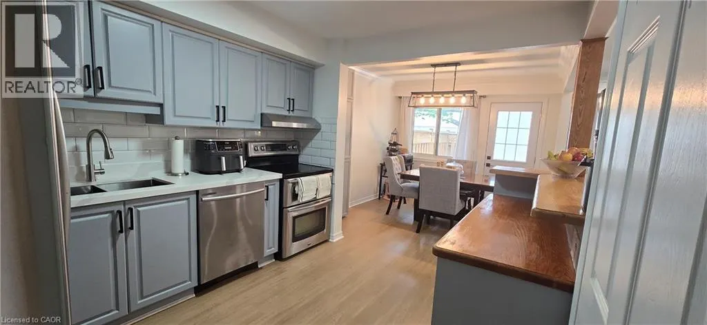 100 ST. ANDREWS Court Unit# 5, #5