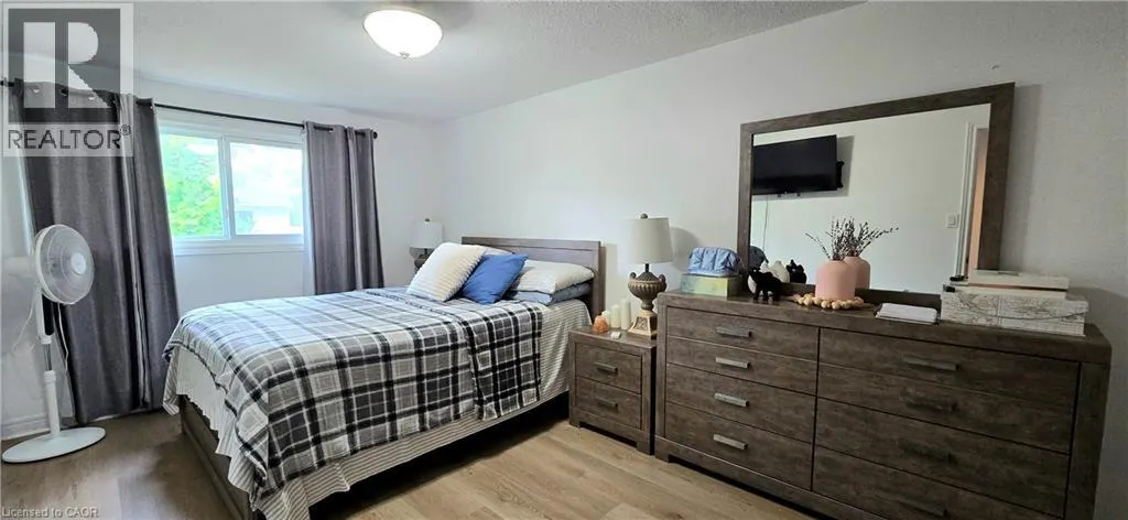 100 ST. ANDREWS Court Unit# 5, #5