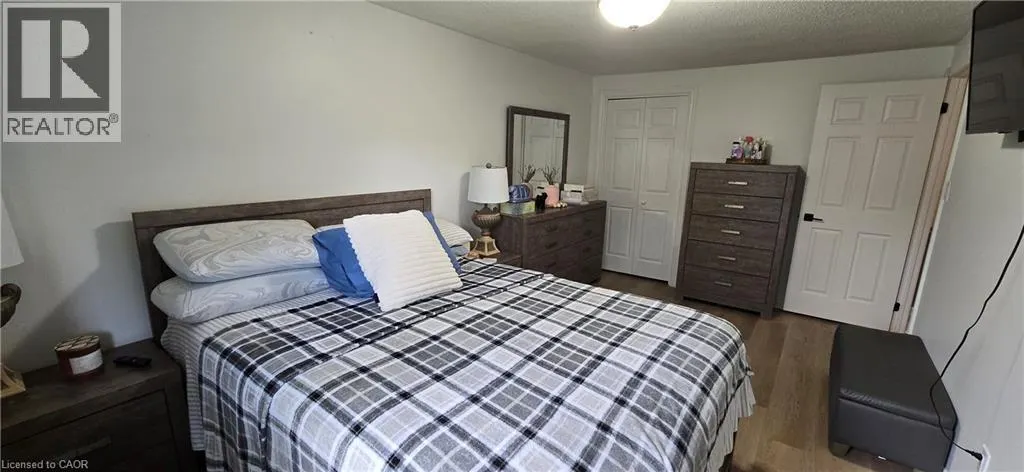 100 ST. ANDREWS Court Unit# 5, #5
