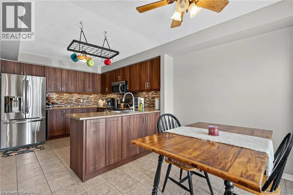 302 COLLEGE Avenue W Unit# 119, #119