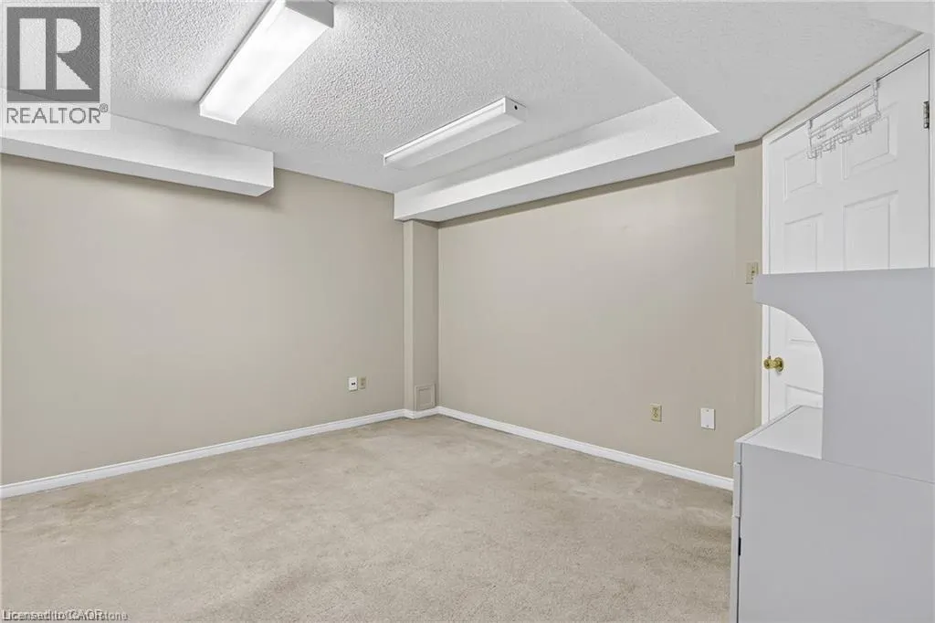 302 COLLEGE Avenue W Unit# 119, #119