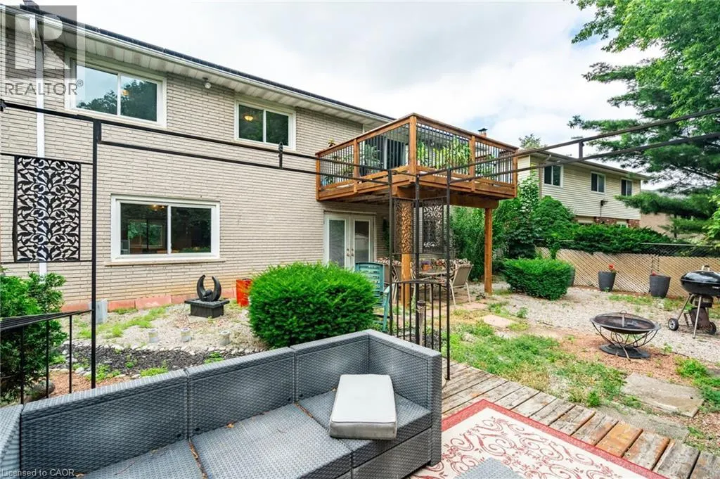 16 FLAMINGO Drive