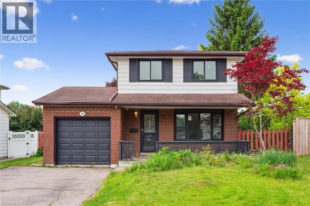 21 FOREST GLEN Court Unit# UPPER, #UPPER