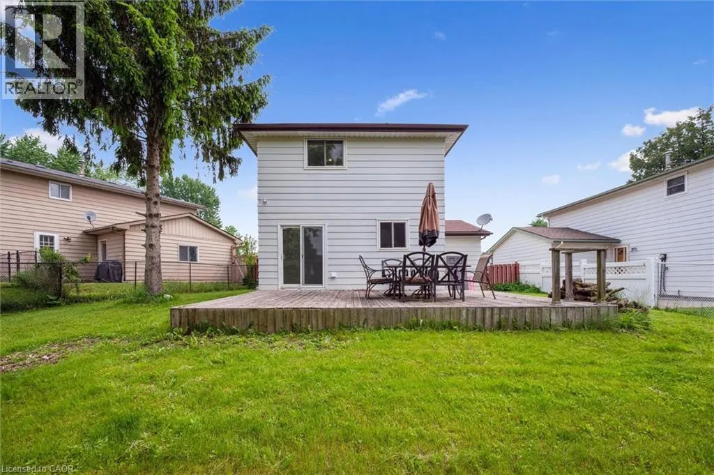 21 FOREST GLEN Court Unit# UPPER, #UPPER