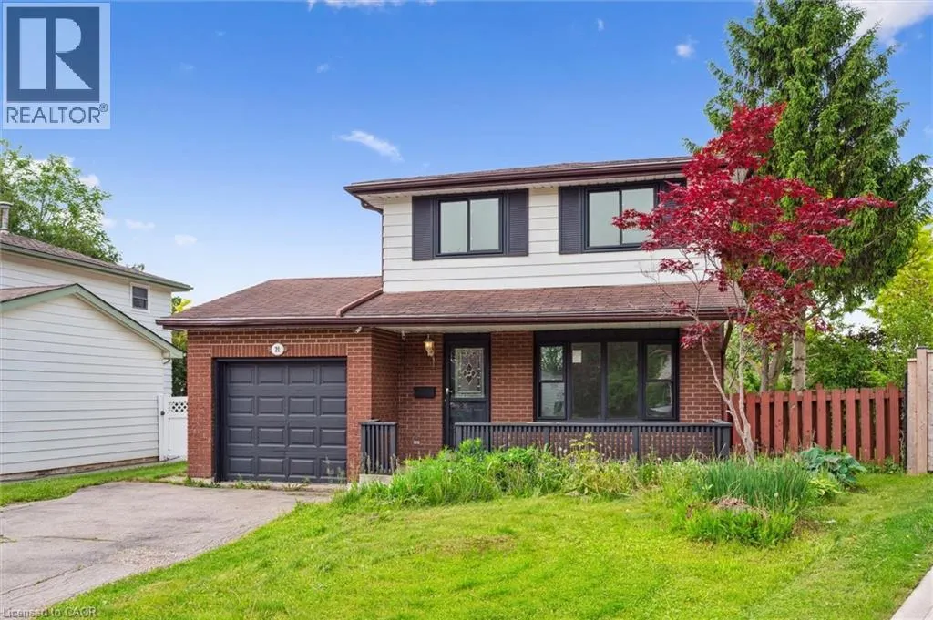 21 FOREST GLEN Court Unit# UPPER, #UPPER
