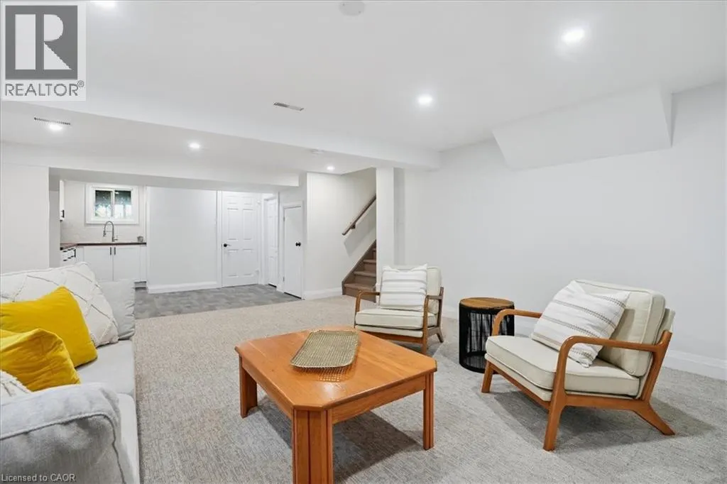 93 WESTGATE PARK Drive