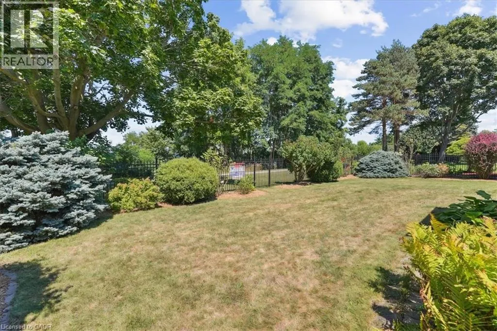 93 WESTGATE PARK Drive