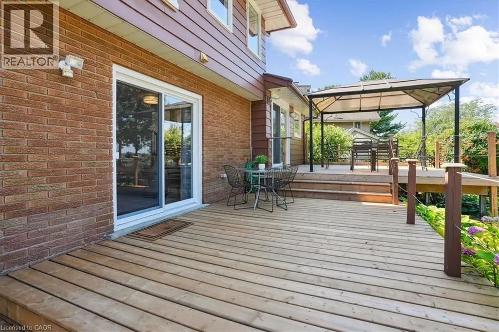 93 WESTGATE PARK Drive