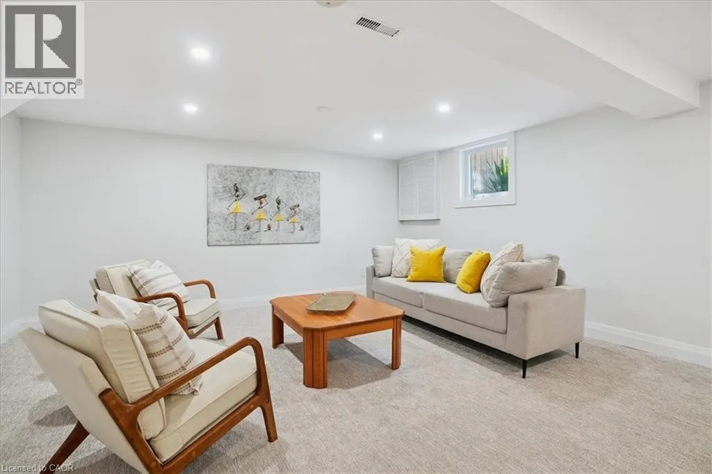 93 WESTGATE PARK Drive