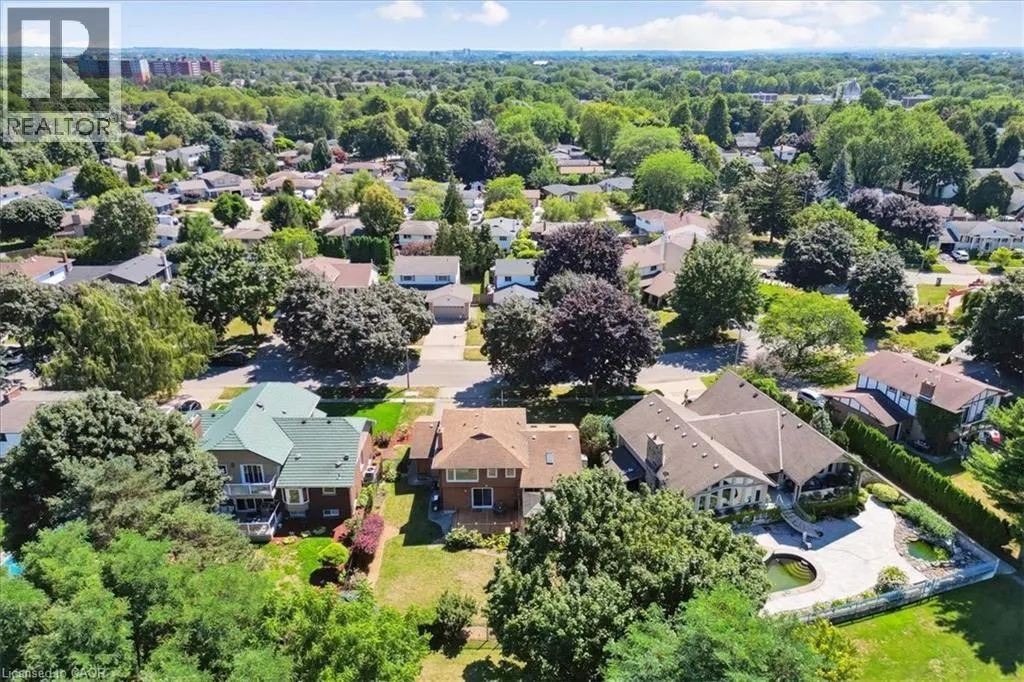 93 WESTGATE PARK Drive