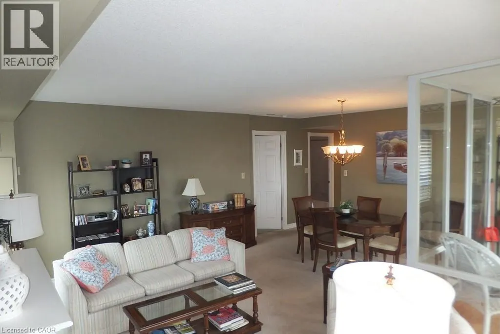 237 KING Street W Unit# 1004, #1004